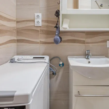 Appartamento Comfy Renovated Studio 2 Min Walk To Beach *